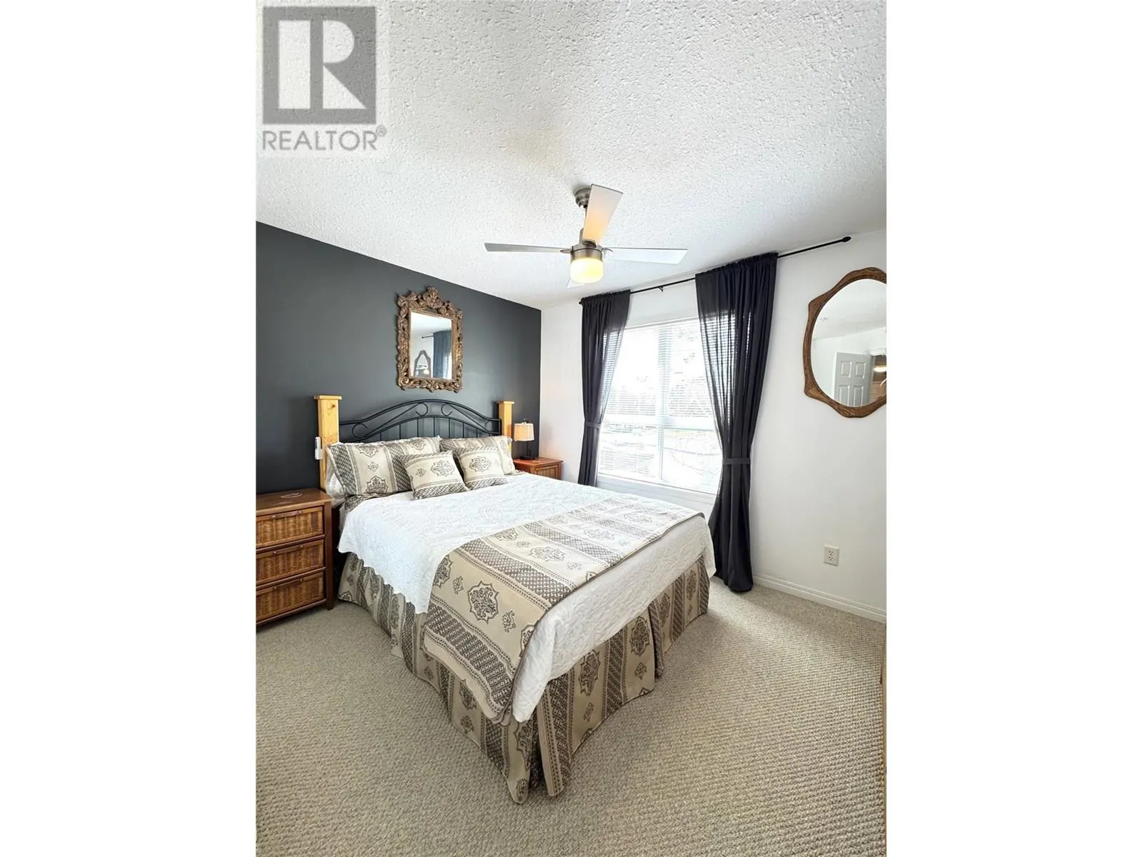 4765 Forsters Landing Road Unit# 207