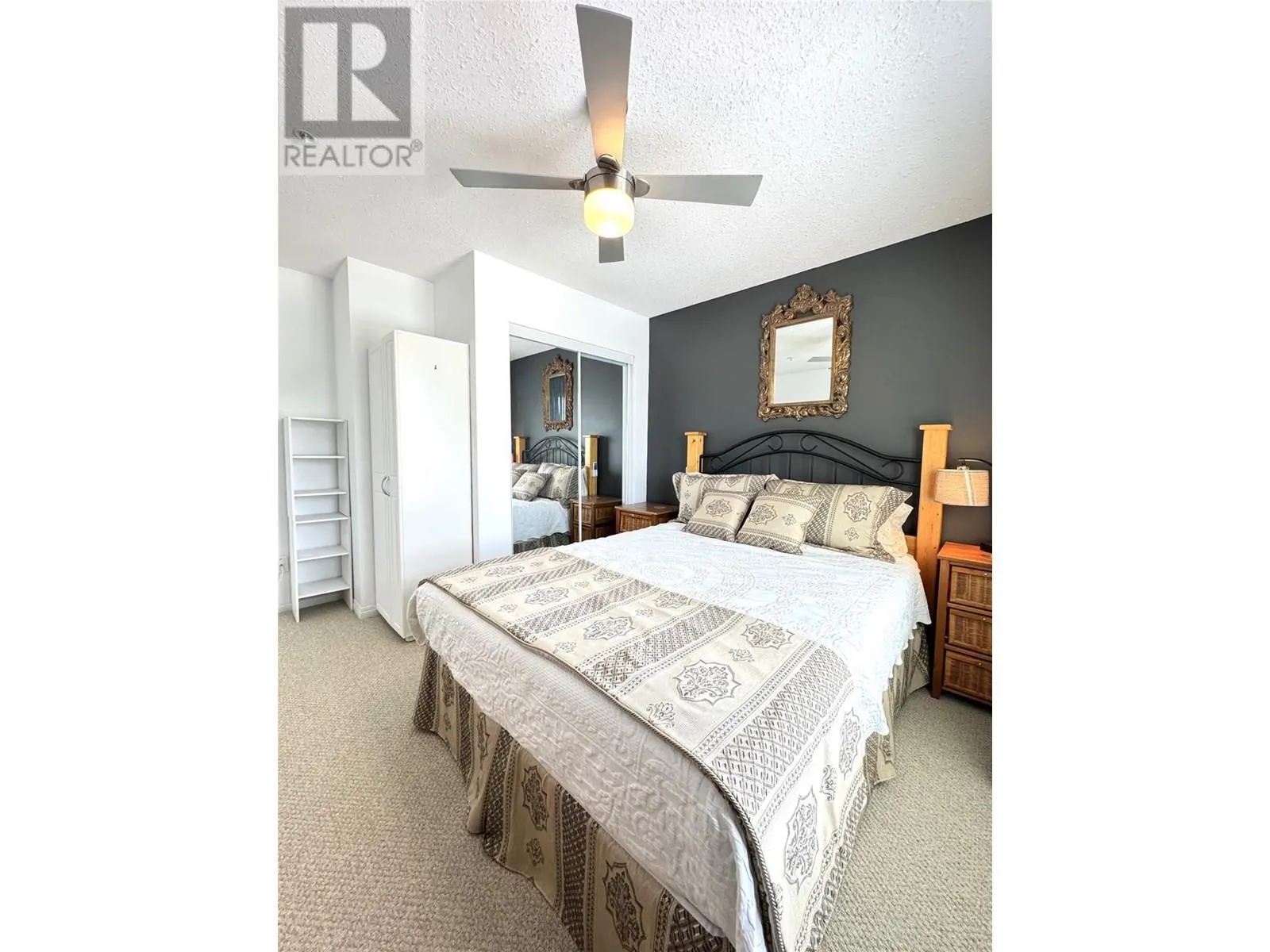 4765 Forsters Landing Road Unit# 207