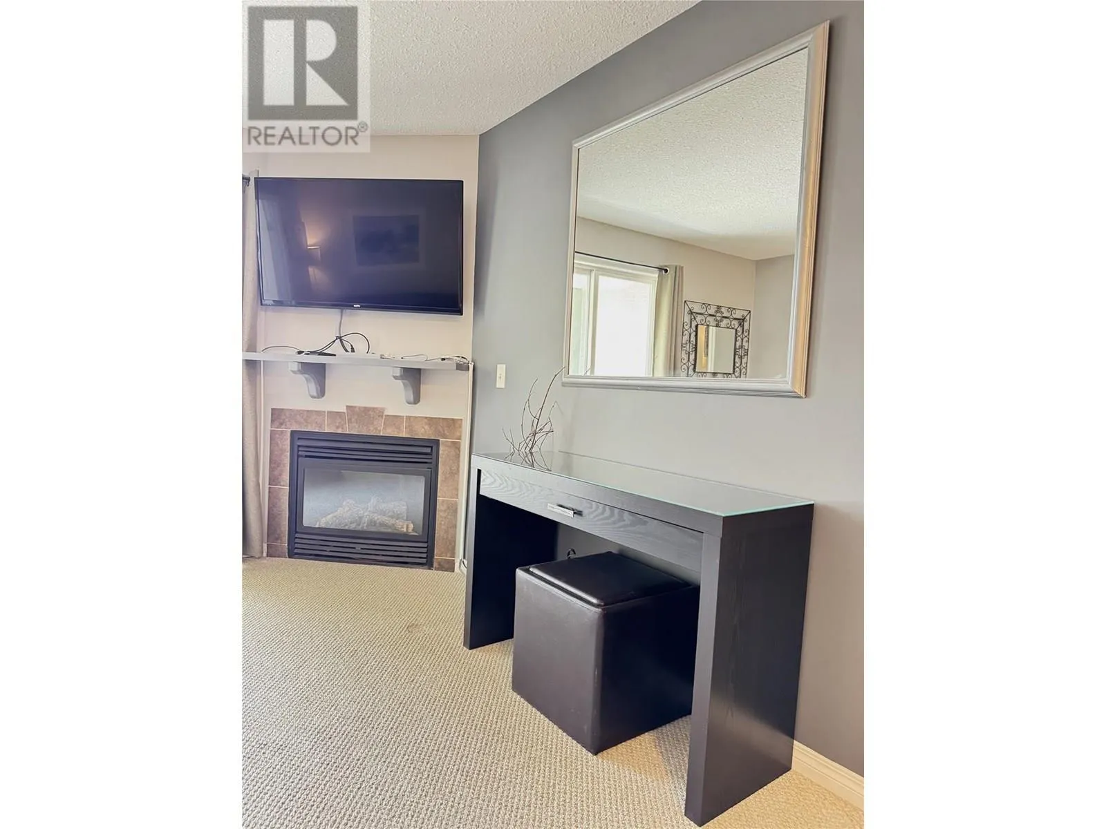 4765 Forsters Landing Road Unit# 207