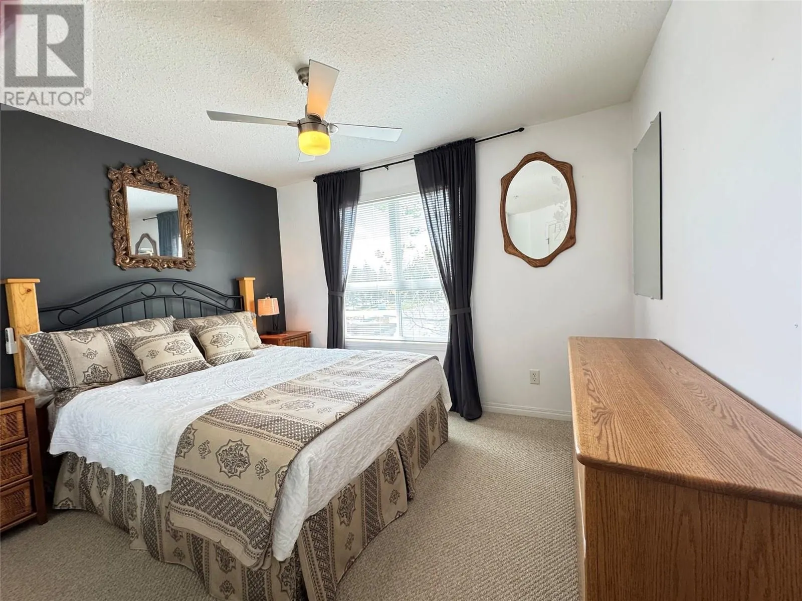 4765 Forsters Landing Road Unit# 207