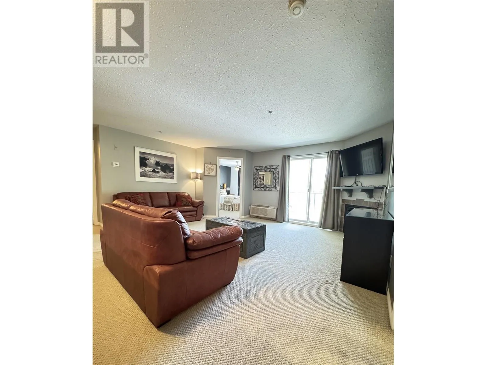 4765 Forsters Landing Road Unit# 207