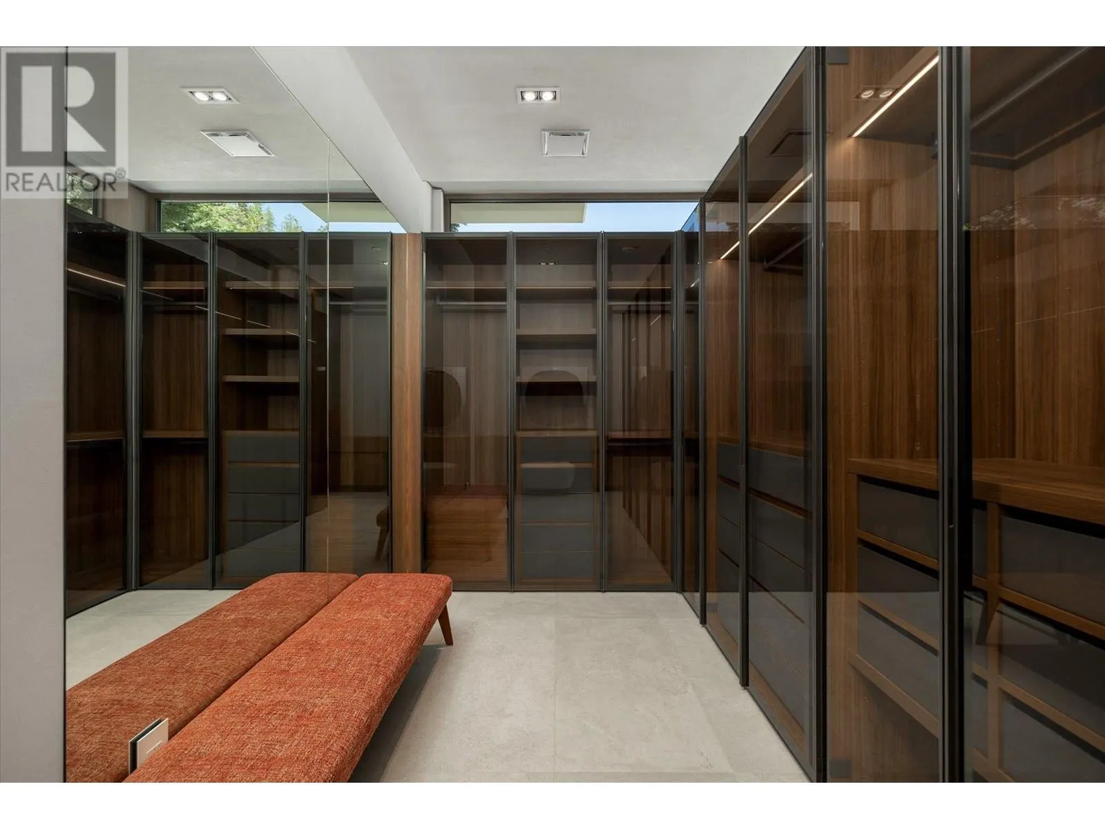 180 Sheerwater Court Unit# 20