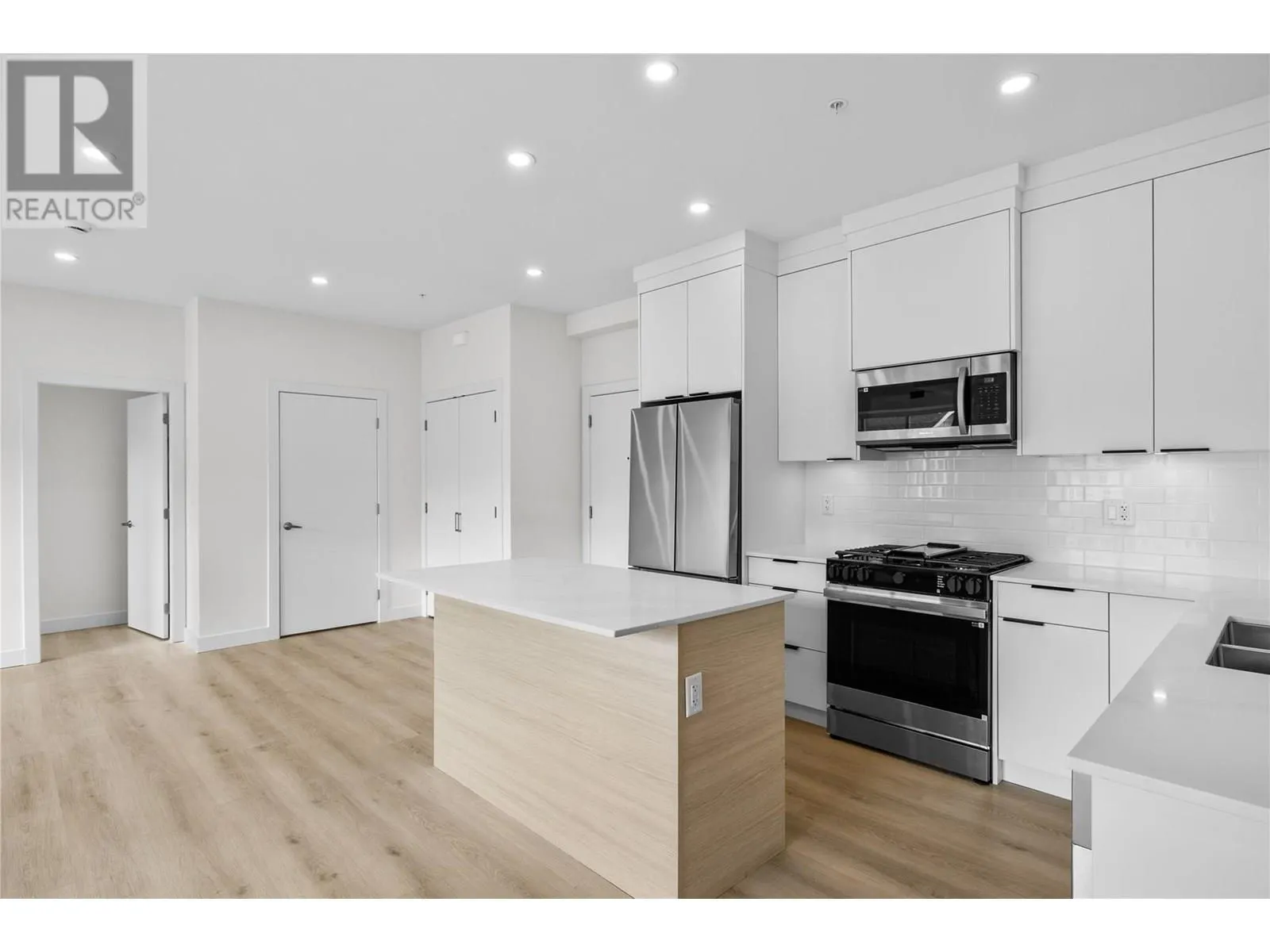 5300 Main Street Unit# 202