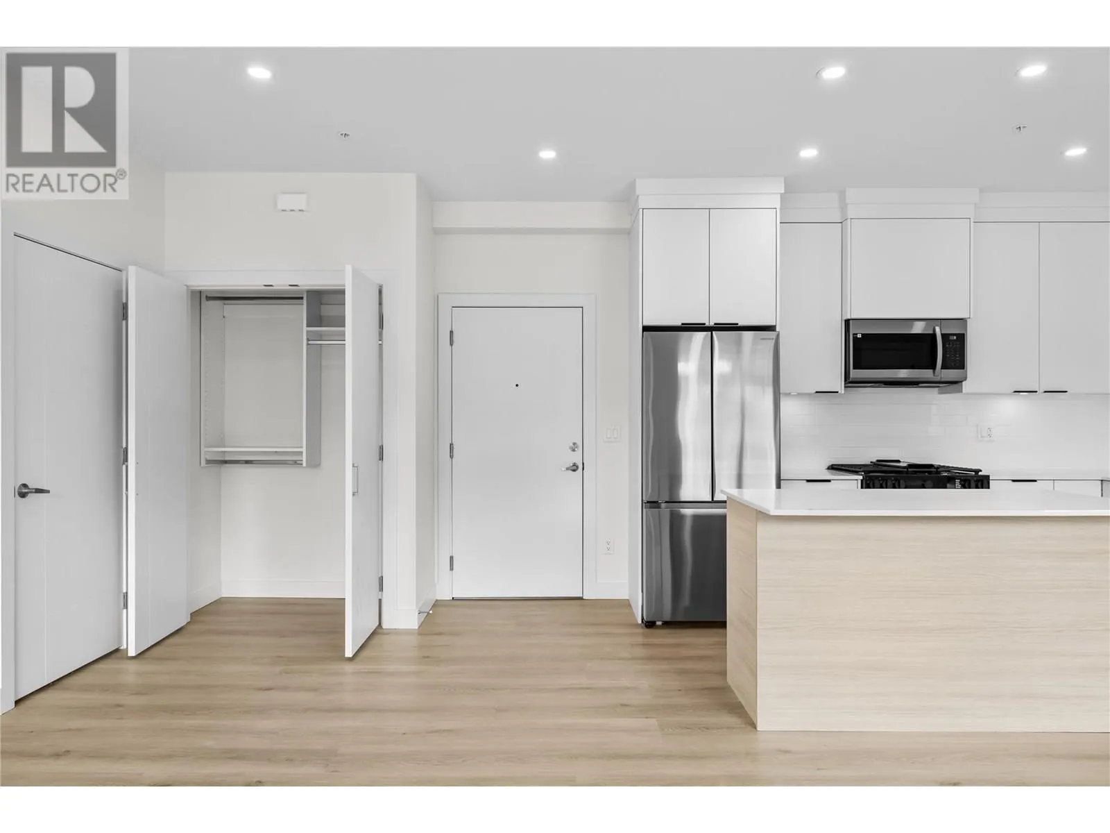 5300 Main Street Unit# 202