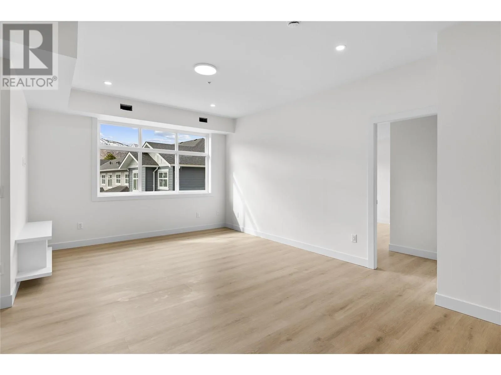 5300 Main Street Unit# 202