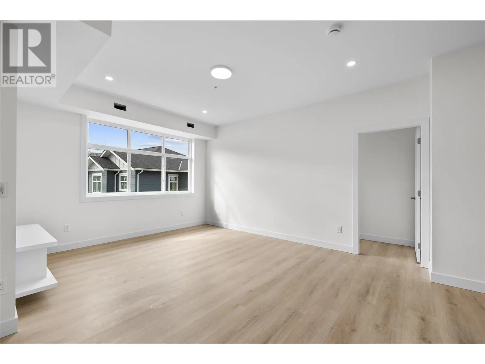 5300 Main Street Unit# 202