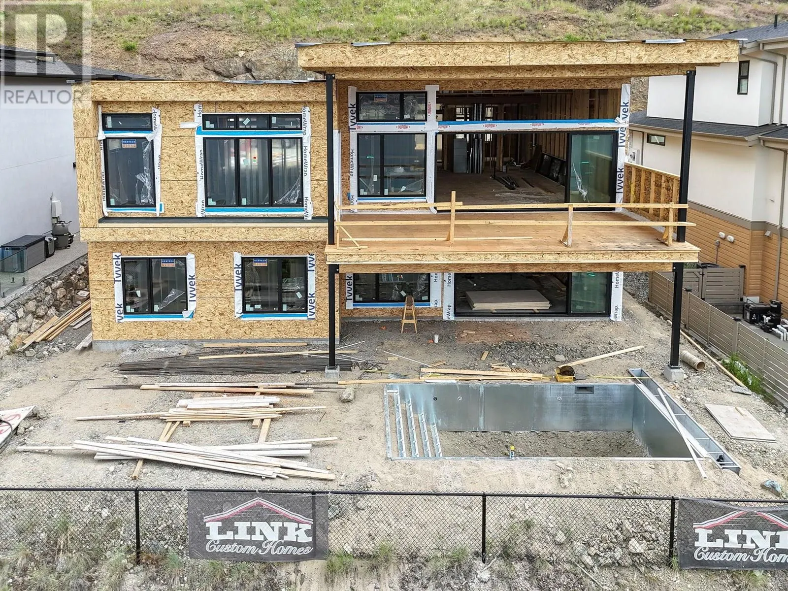 573 Clifton Court