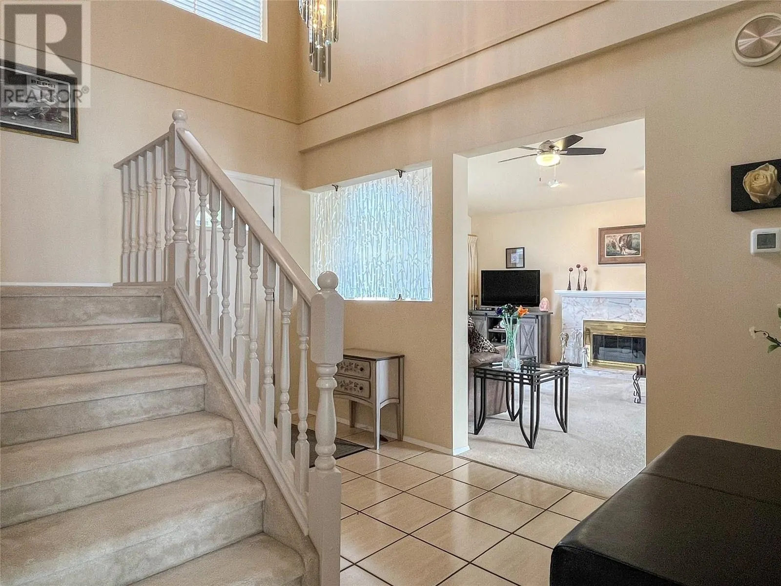 8 BAYVIEW Crescent