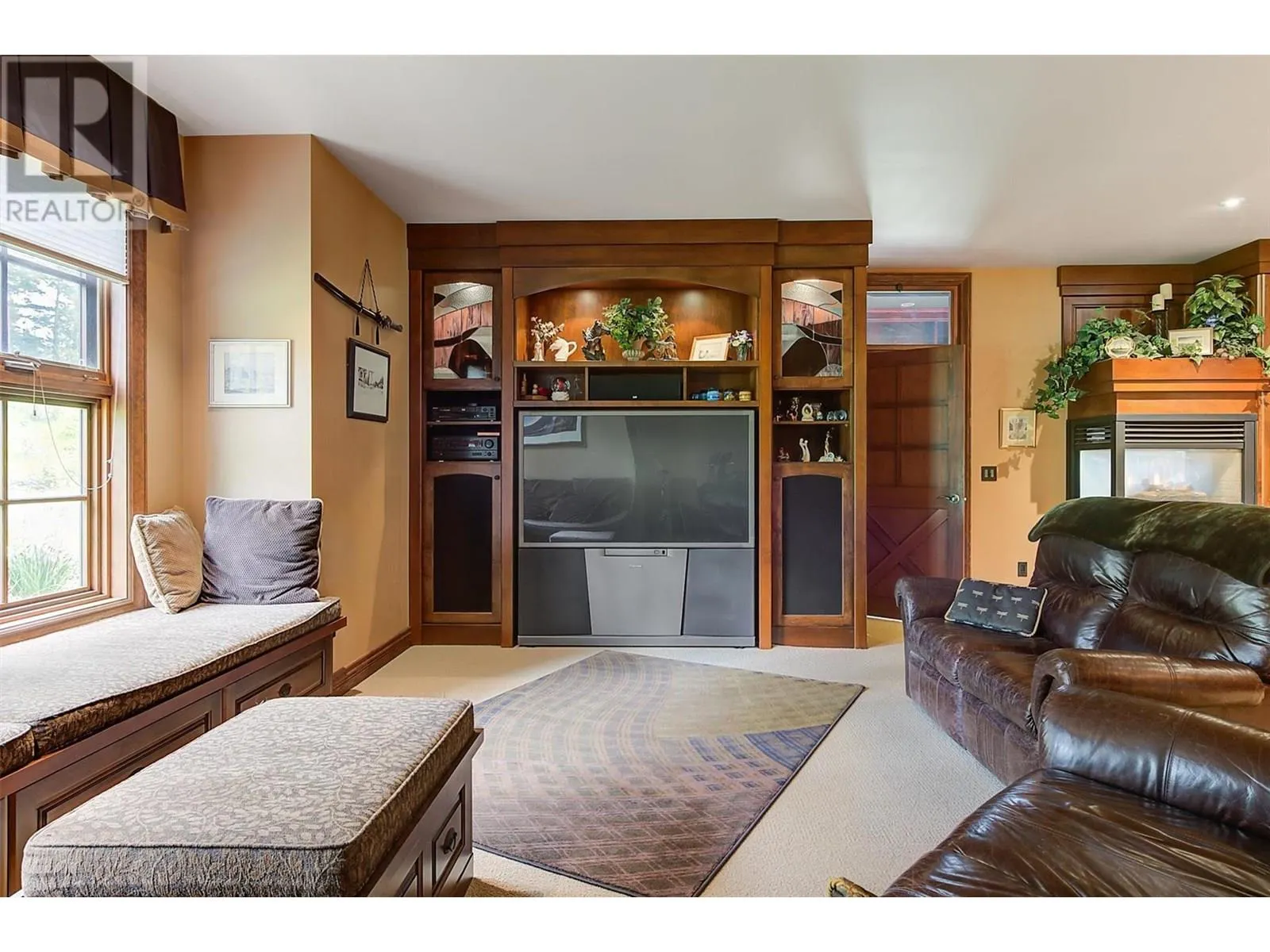 1306 Huckleberry Road
