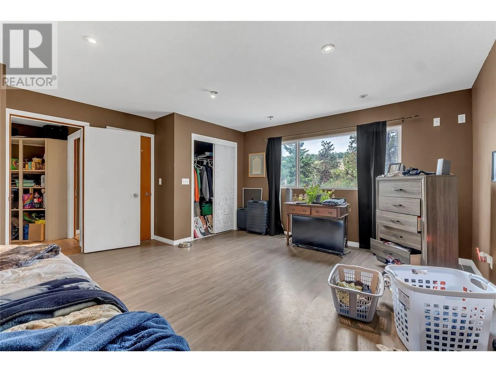 3803 MCLEAN CREEK Road
