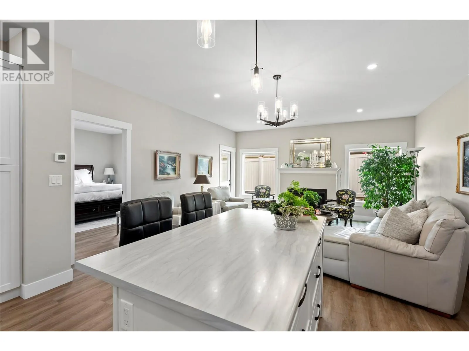 2810 15 Avenue NE Unit# 25