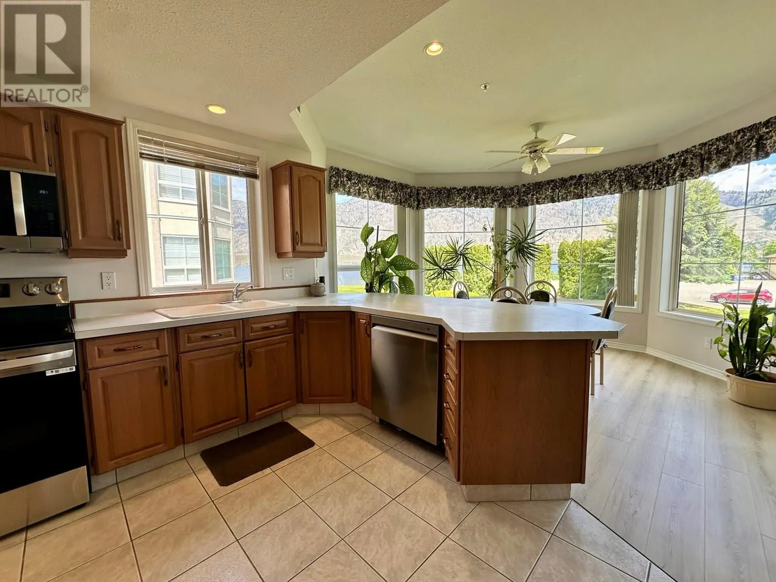 7801 SPARTAN Drive Unit# 215