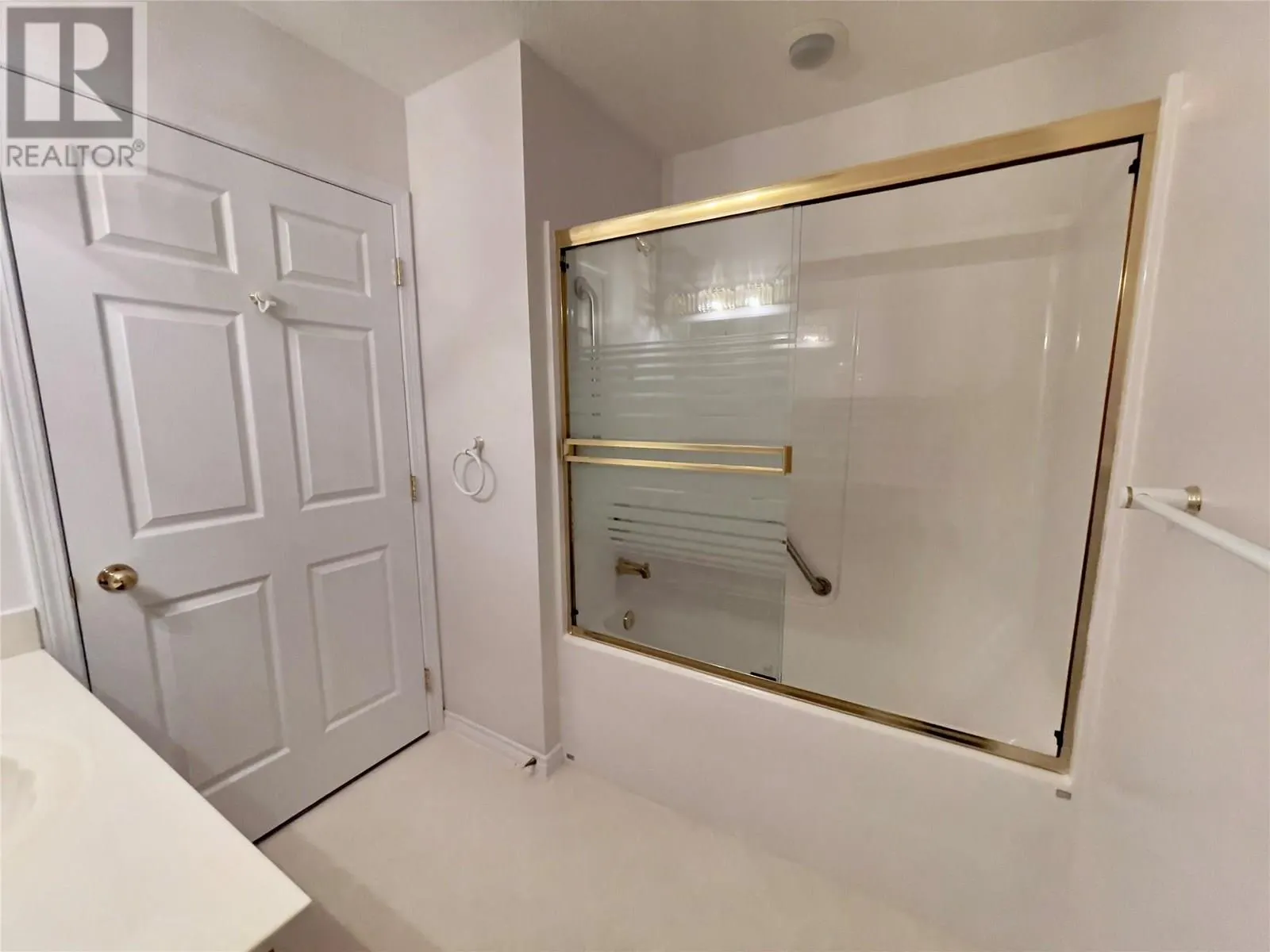 7801 SPARTAN Drive Unit# 215