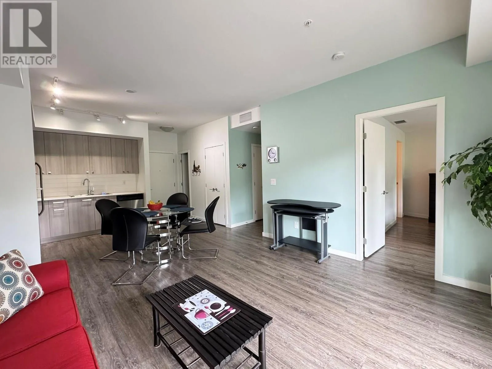 935 Academy Way Unit# 220