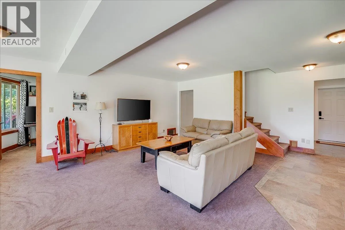 3802 Aaron Road