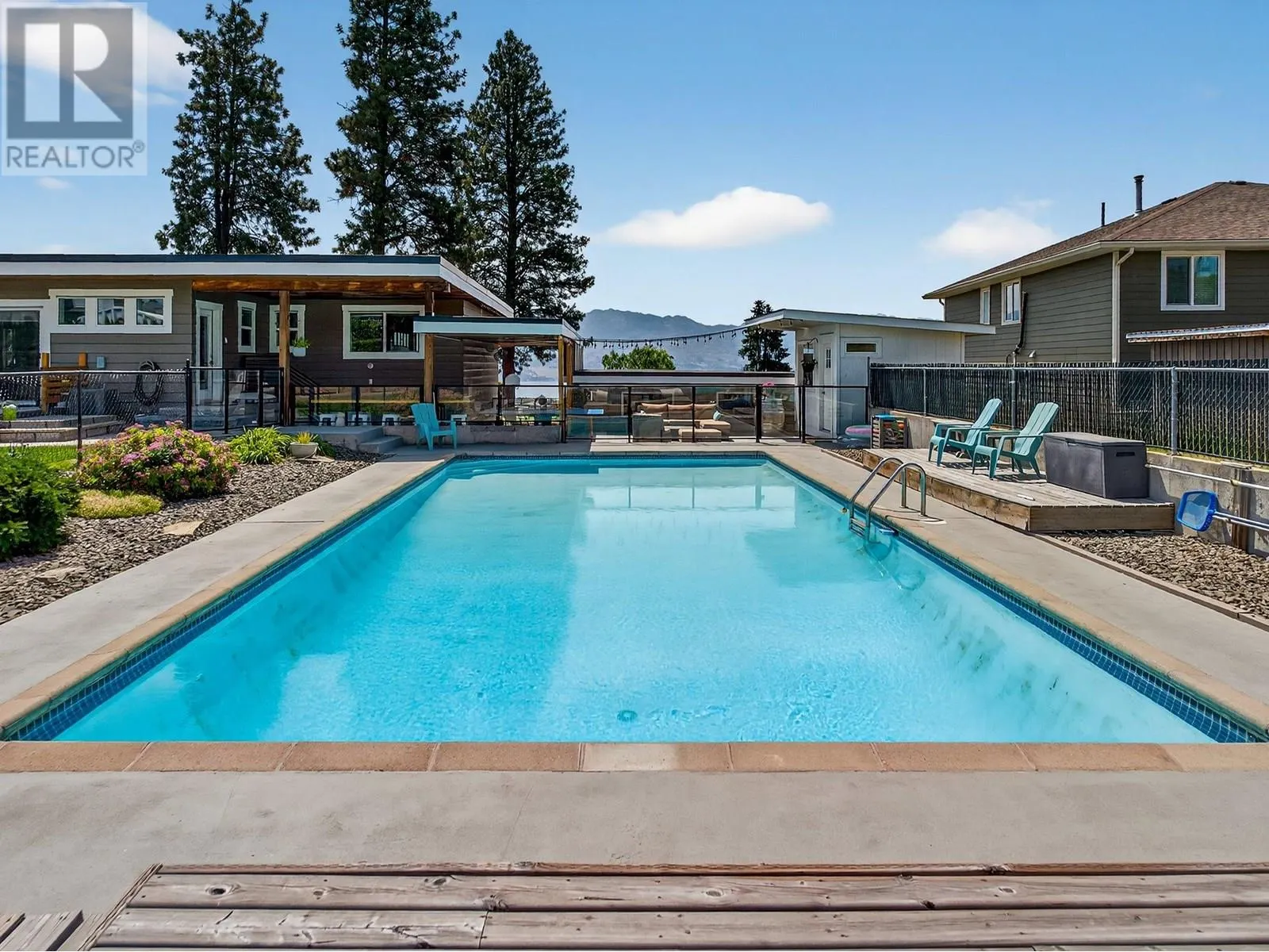 2715 Boucherie Road