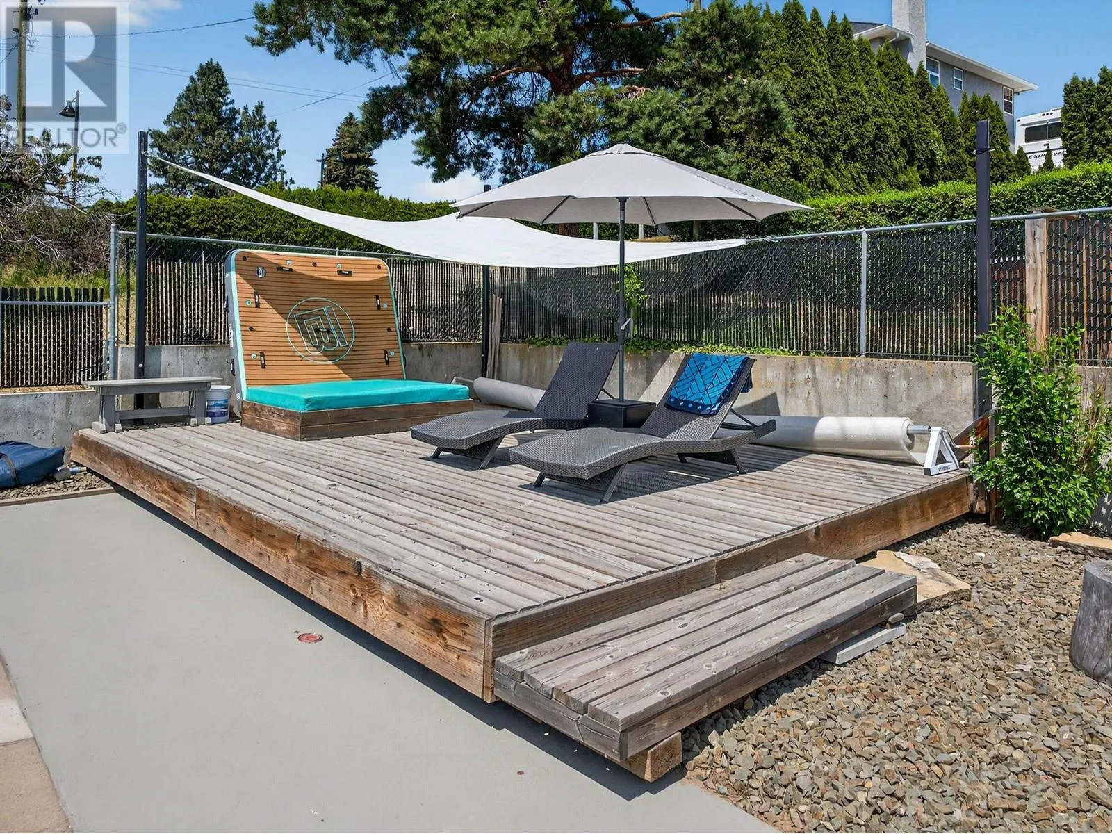 2715 Boucherie Road