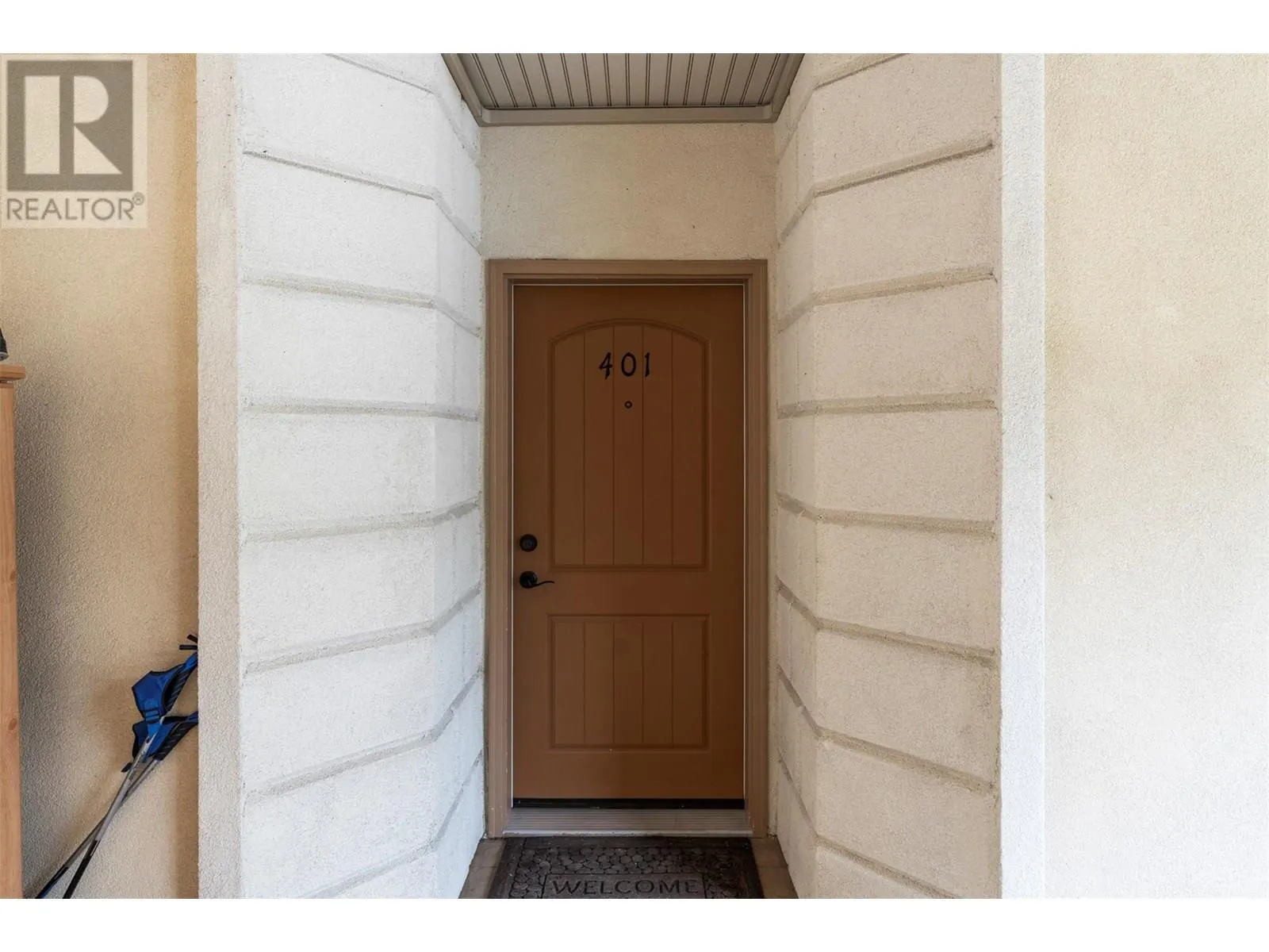 7922 Okanagan Landing Road Unit# 401