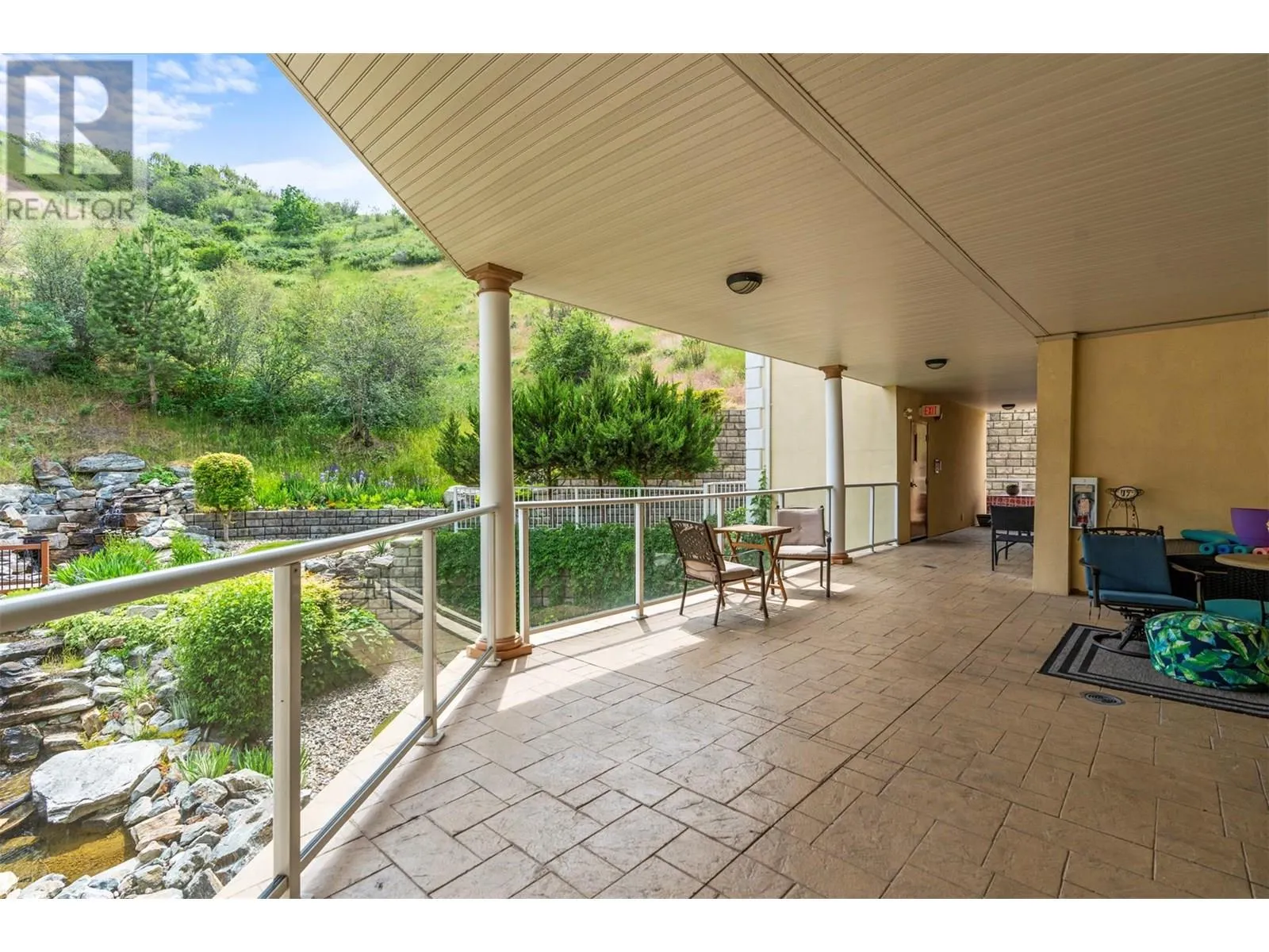 7922 Okanagan Landing Road Unit# 401