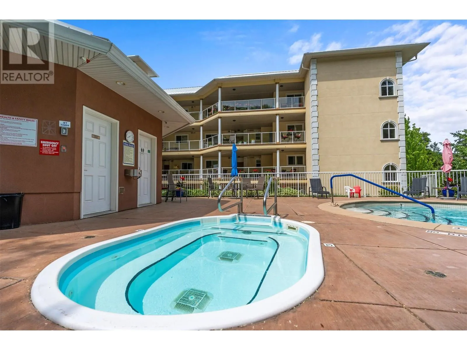 7922 Okanagan Landing Road Unit# 401