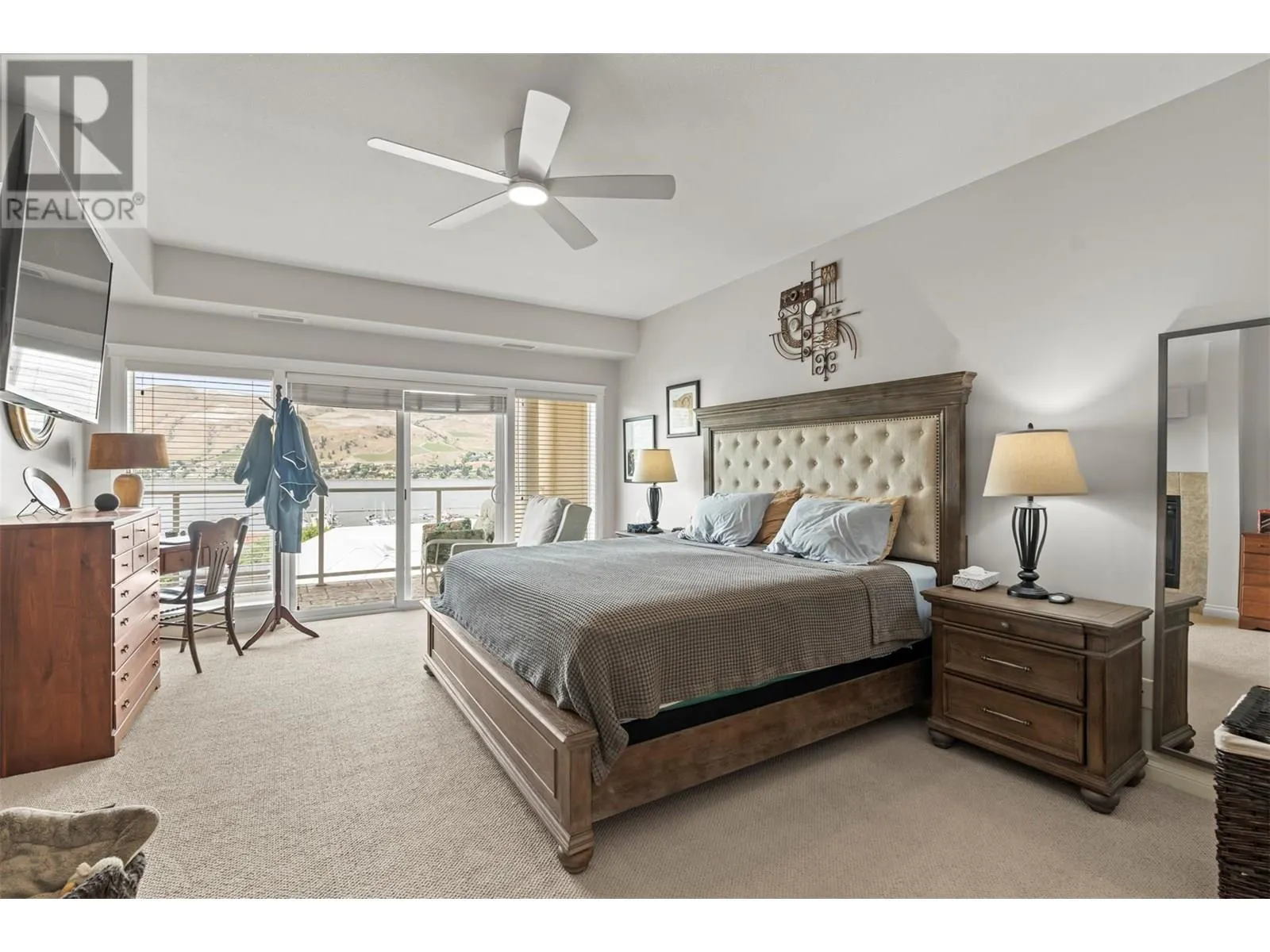 7922 Okanagan Landing Road Unit# 401