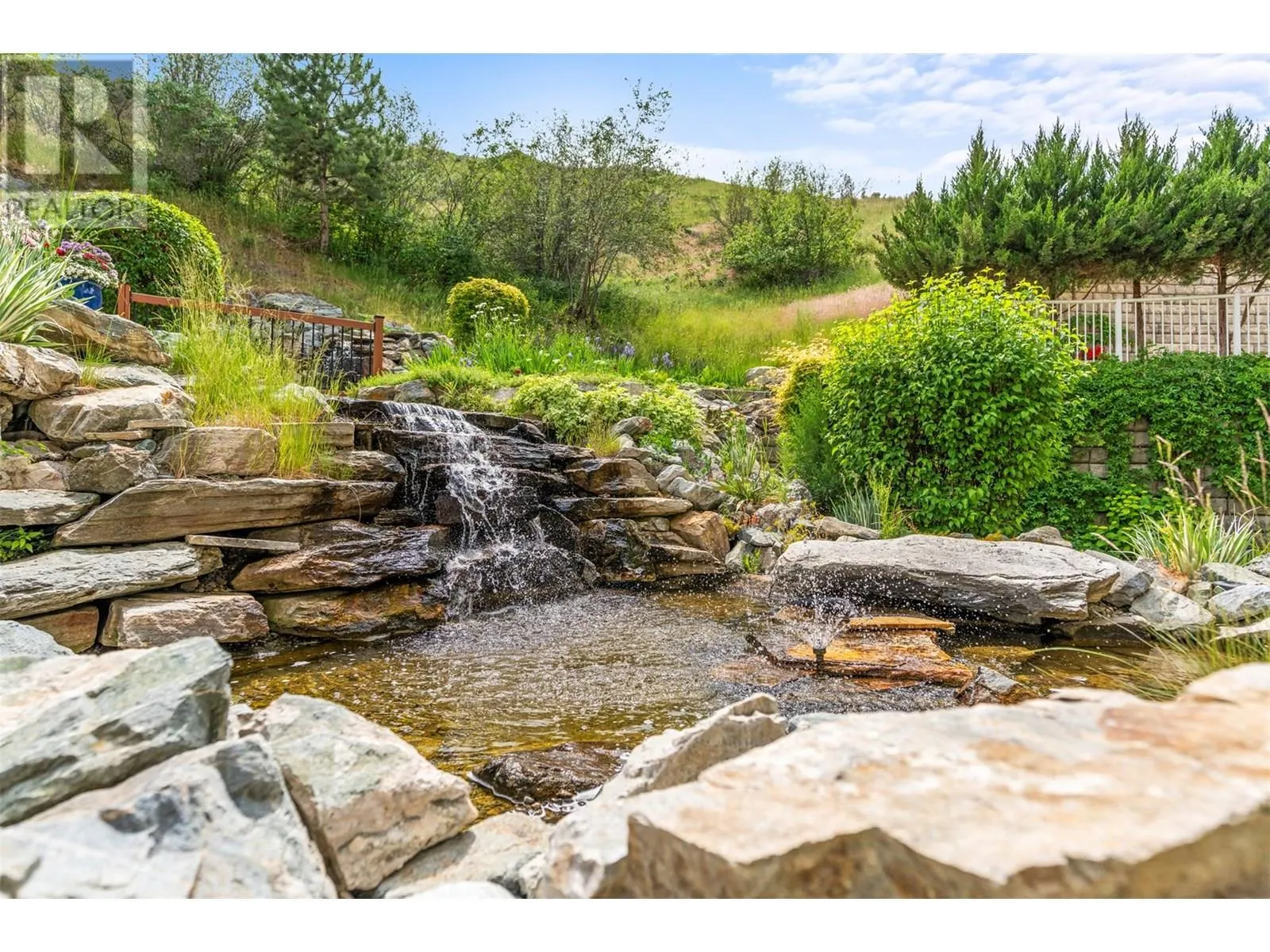 7922 Okanagan Landing Road Unit# 401