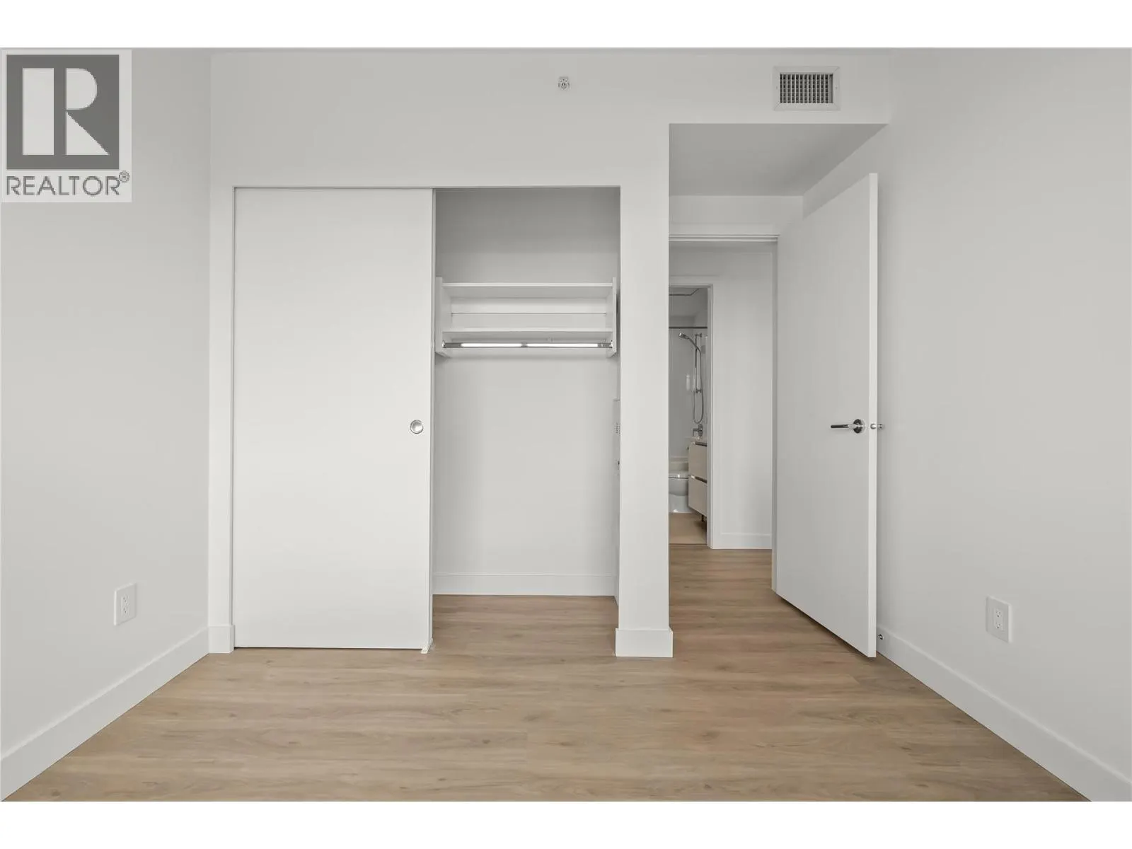 238 Leon Avenue Unit# 1704