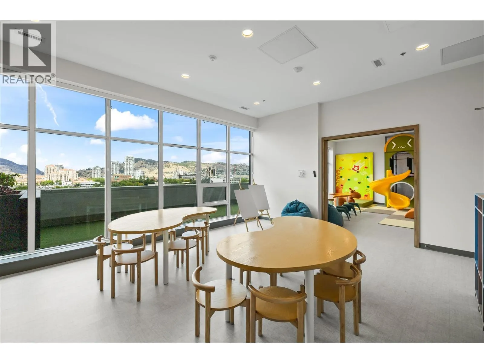 238 Leon Avenue Unit# 1704