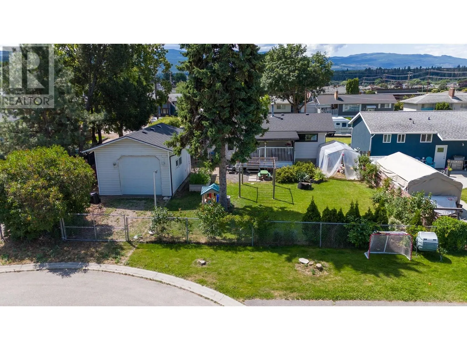 590 Jaschinsky Road
