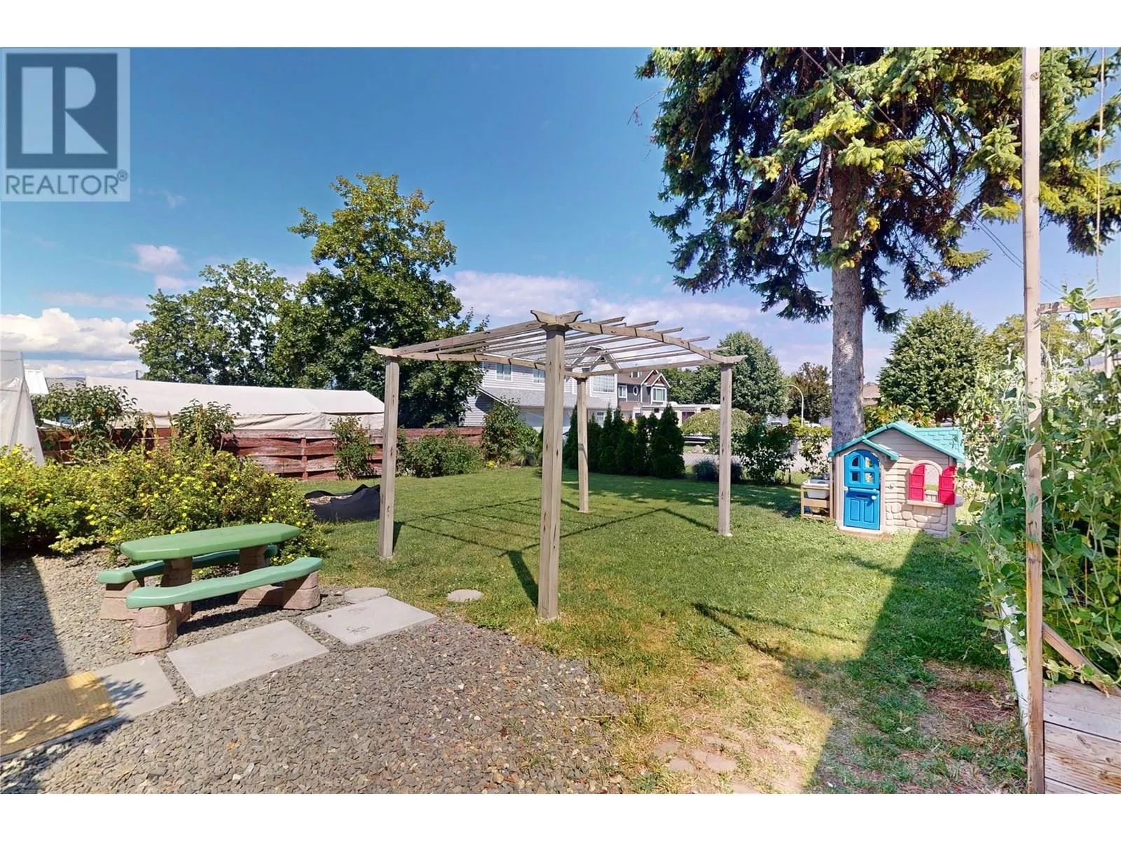 590 Jaschinsky Road