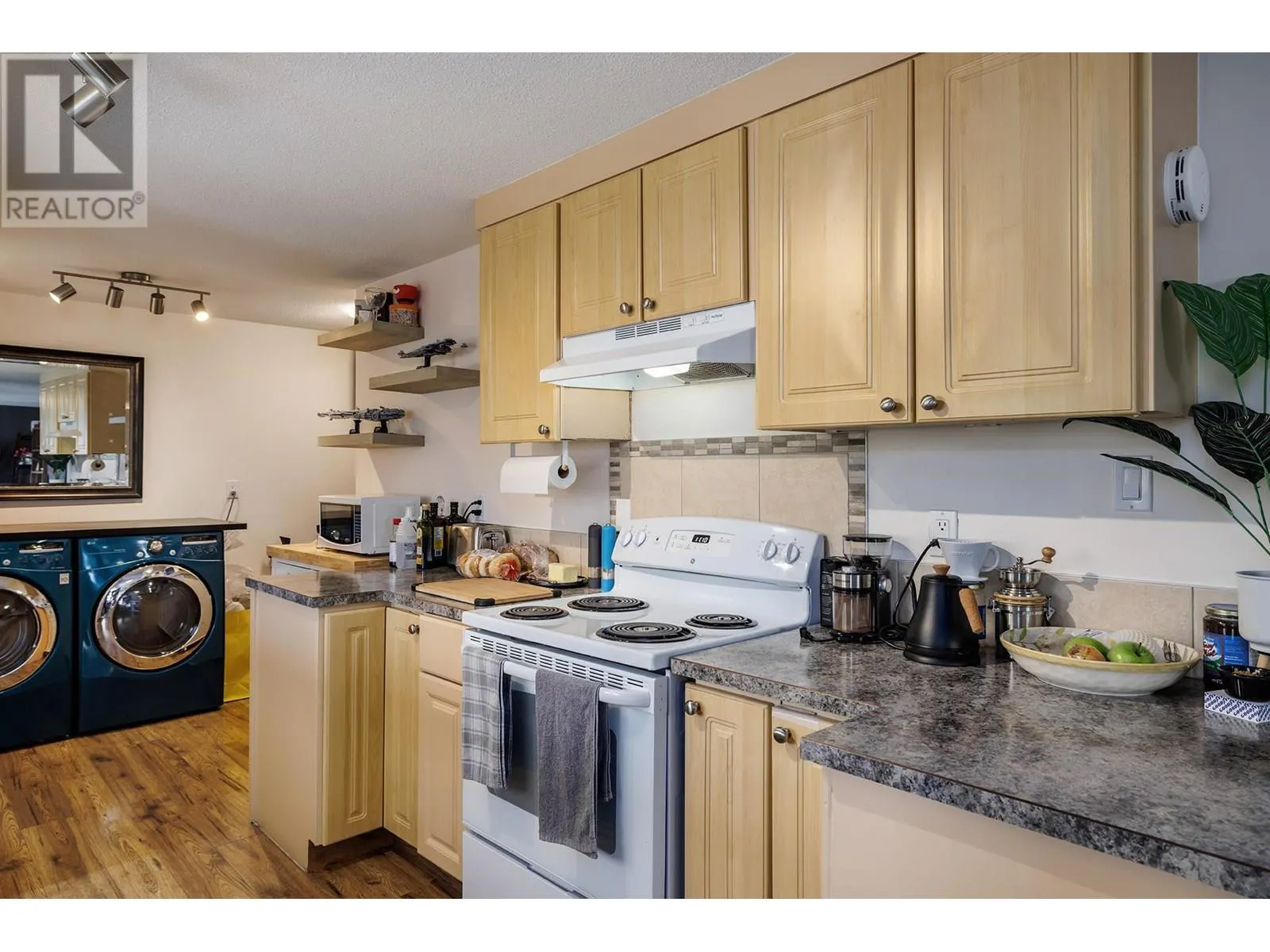 11175 Pretty Road