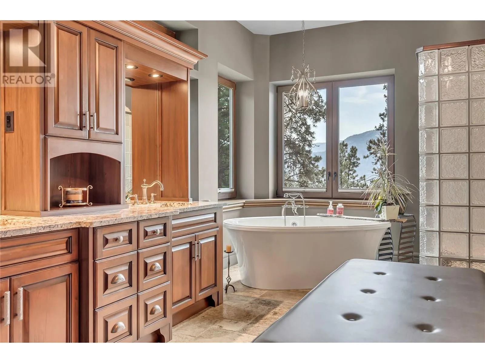 2119 Naramata Road
