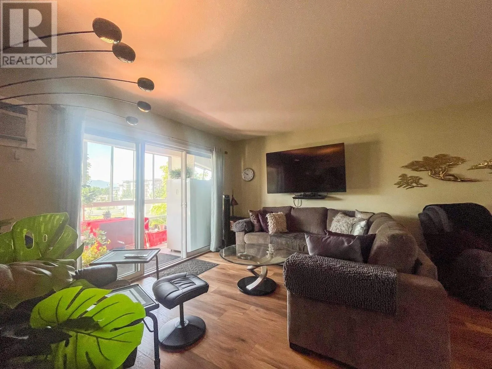 180 Hollywood Road N Unit# 207