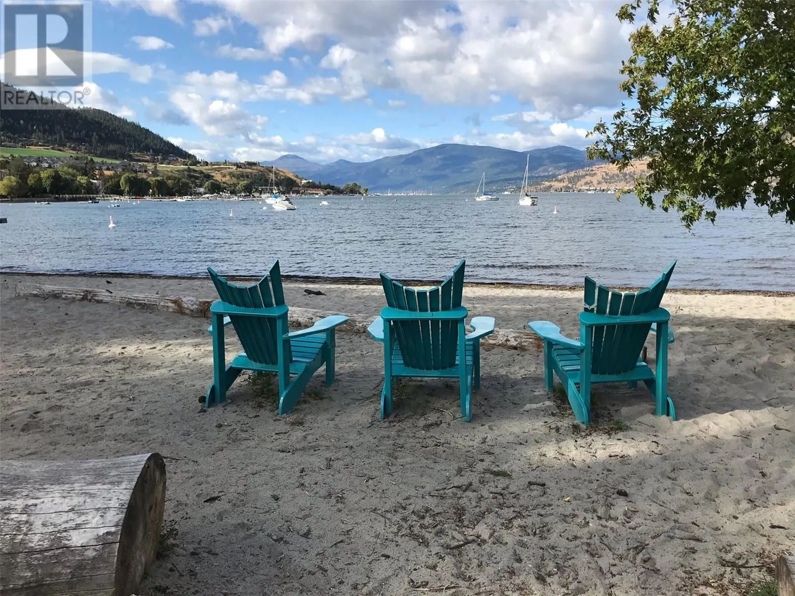2555 Lakeshore Road Unit# 221