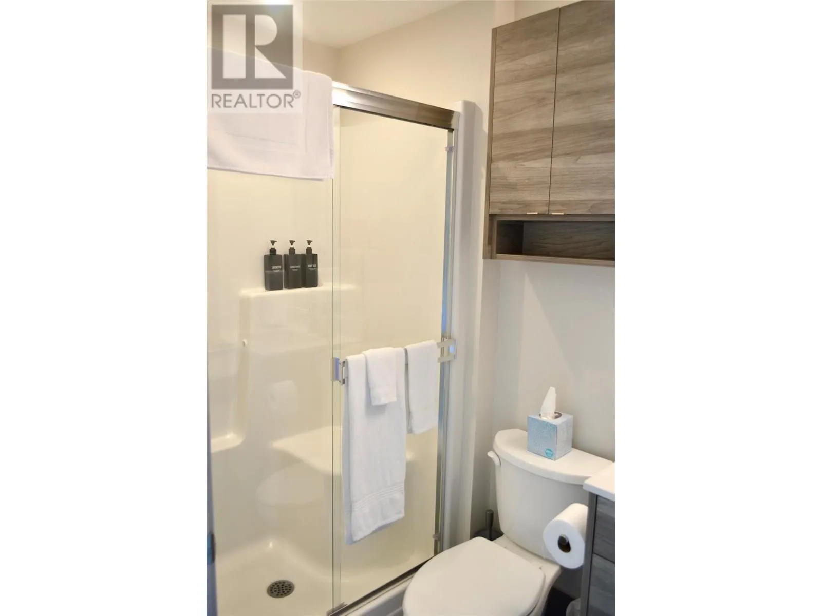 2555 Lakeshore Road Unit# 221