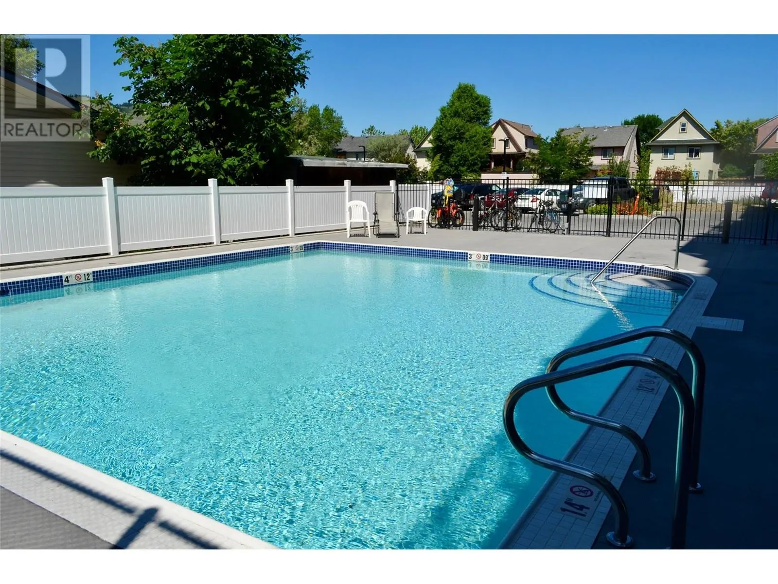 2555 Lakeshore Road Unit# 221