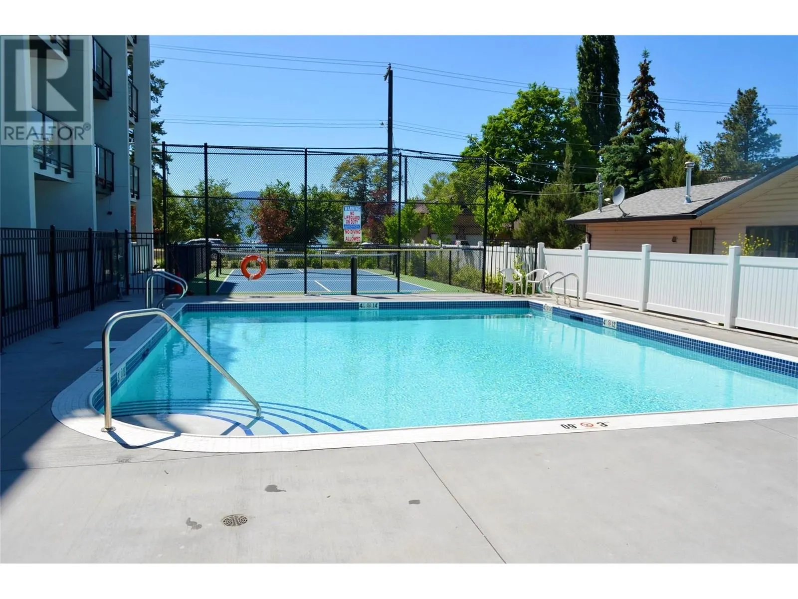 2555 Lakeshore Road Unit# 221