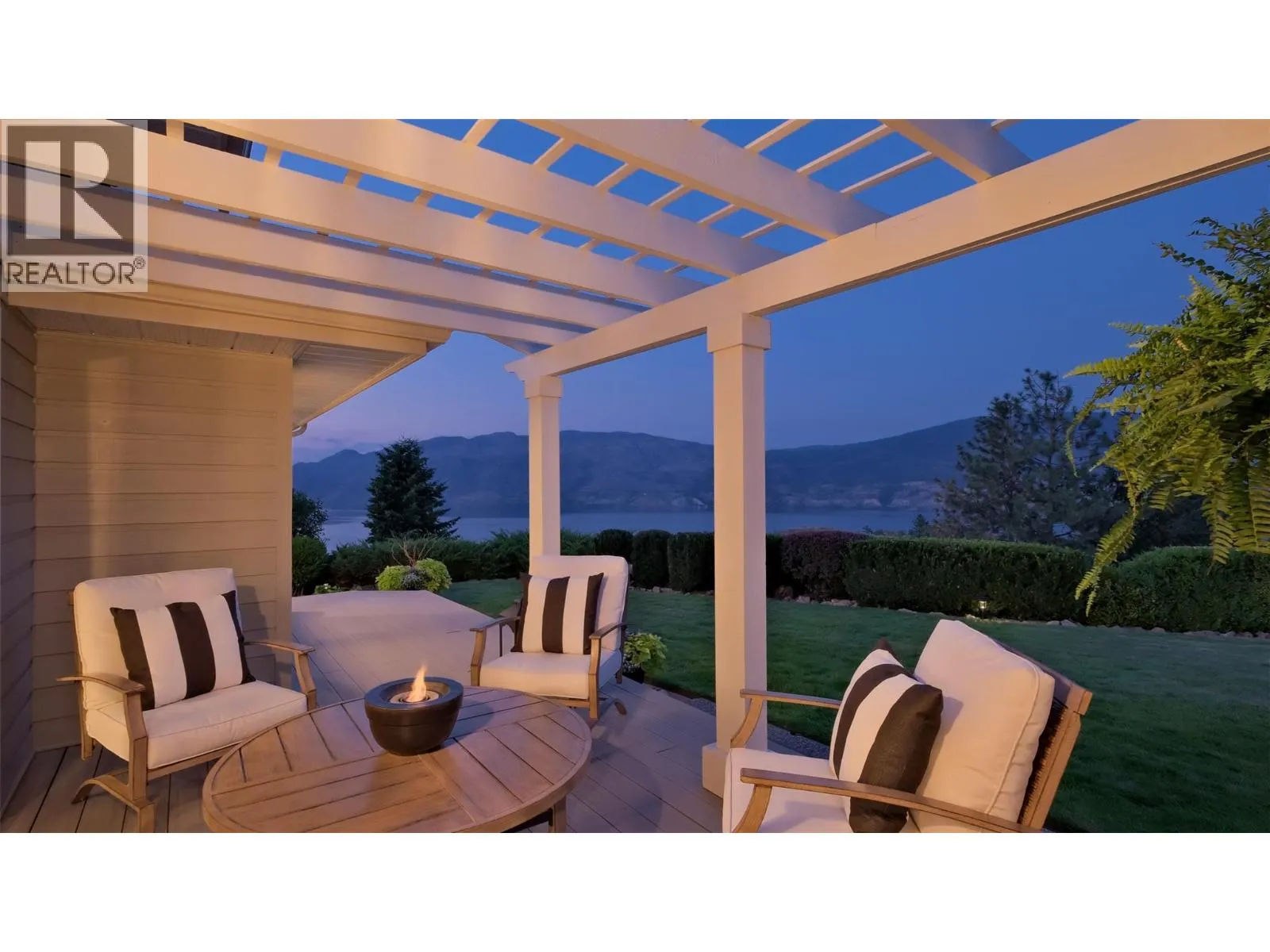 118 SUMAC RIDGE Drive