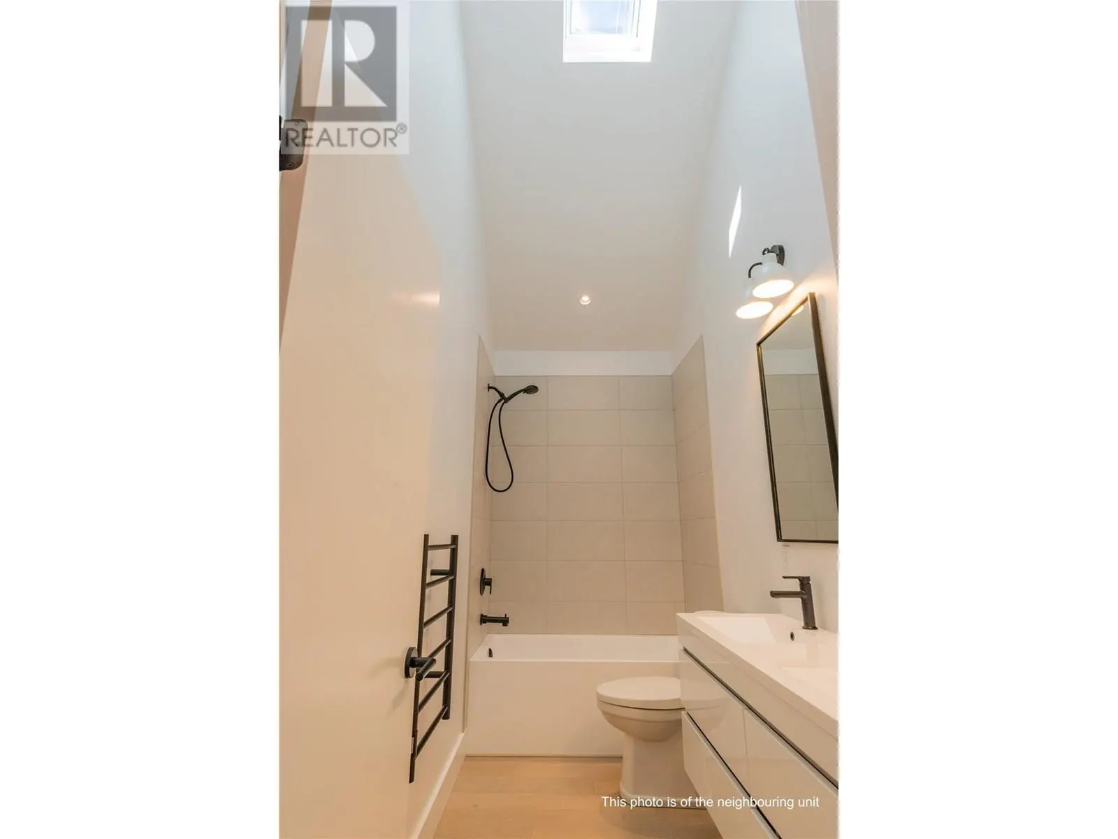 518 Robson Street Unit# B