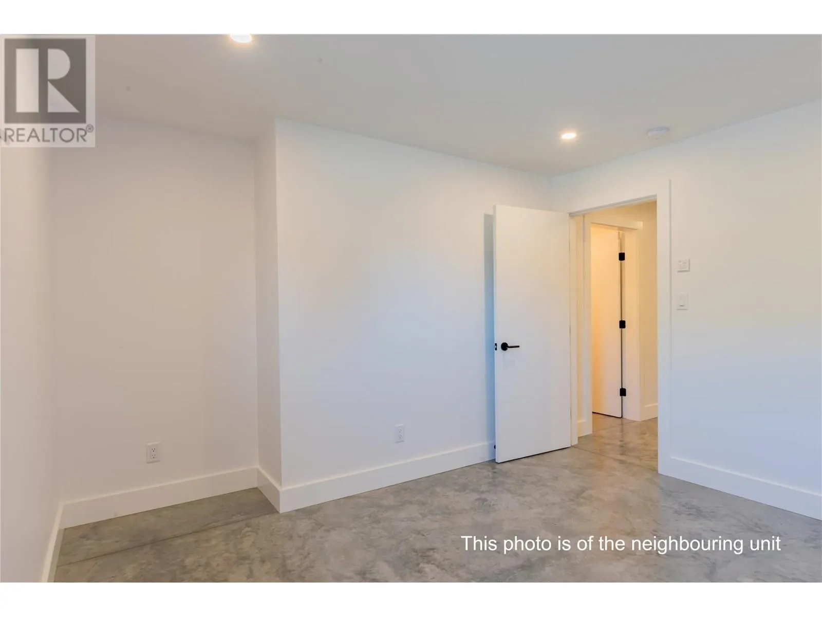 518 Robson Street Unit# B