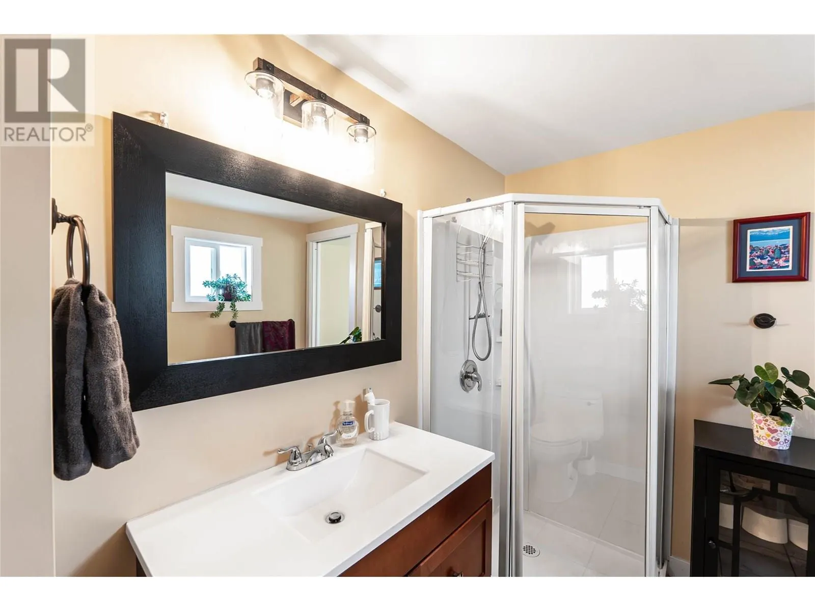 1860 Boucherie Road Unit# 3