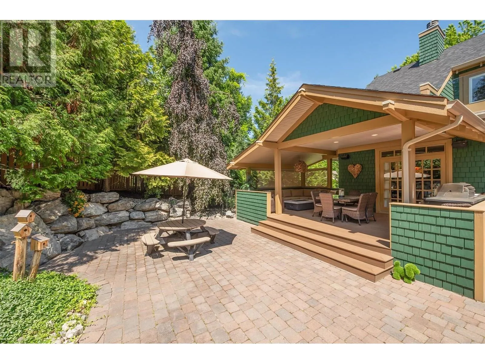 5127 Luckett Court