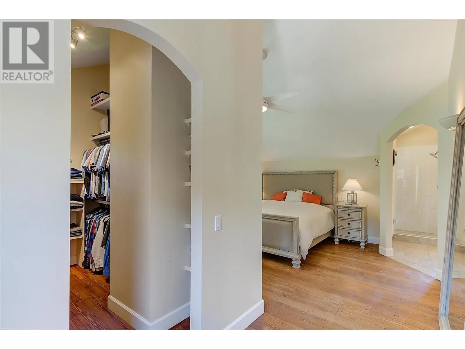 5127 Luckett Court