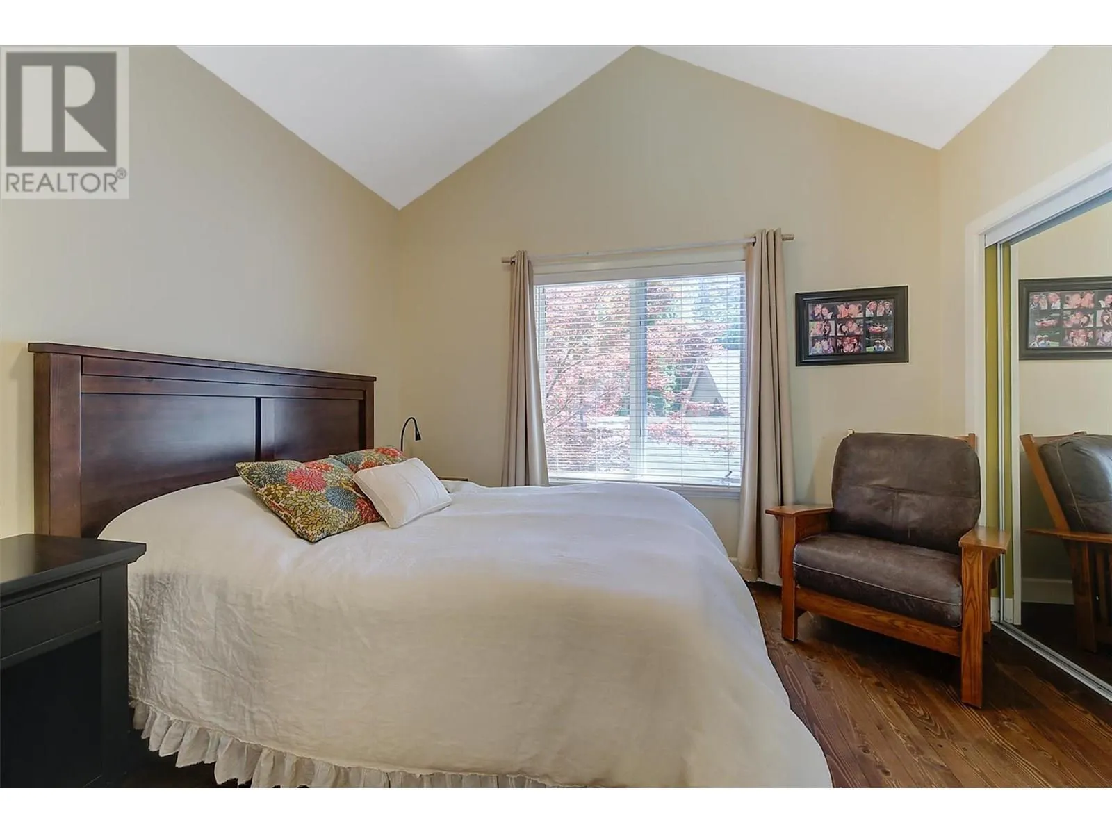 5127 Luckett Court