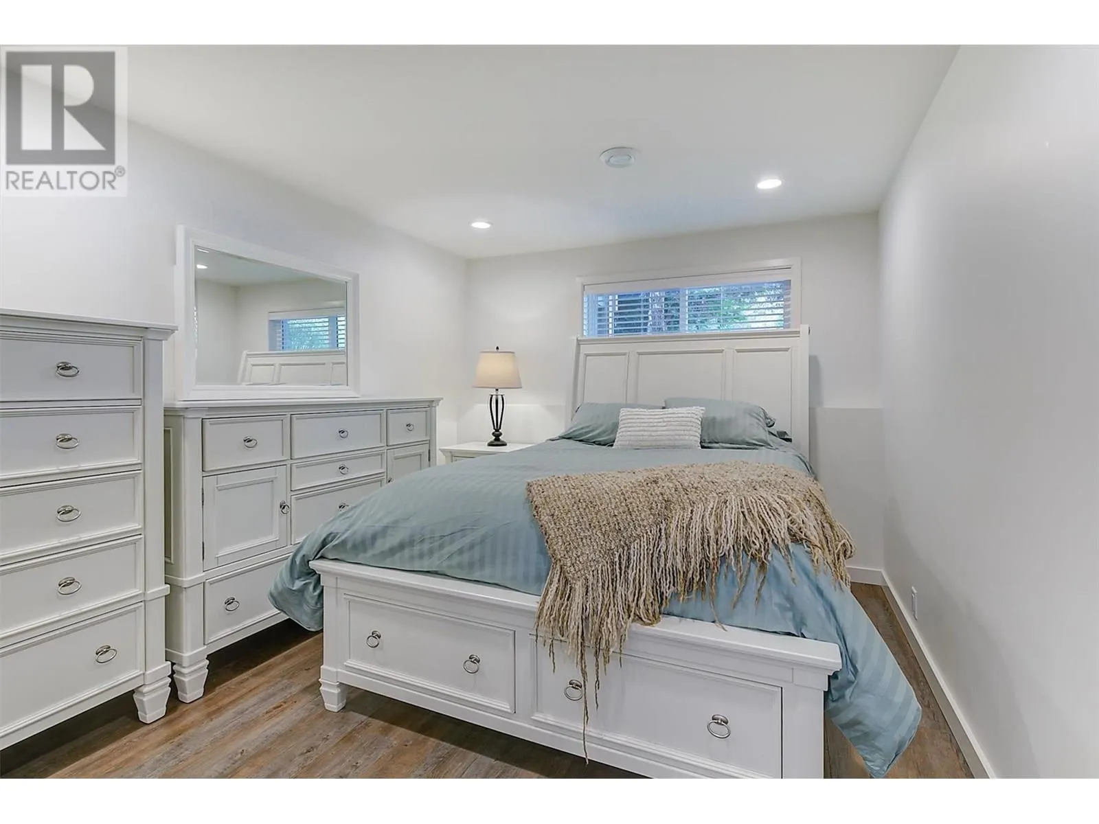 5127 Luckett Court