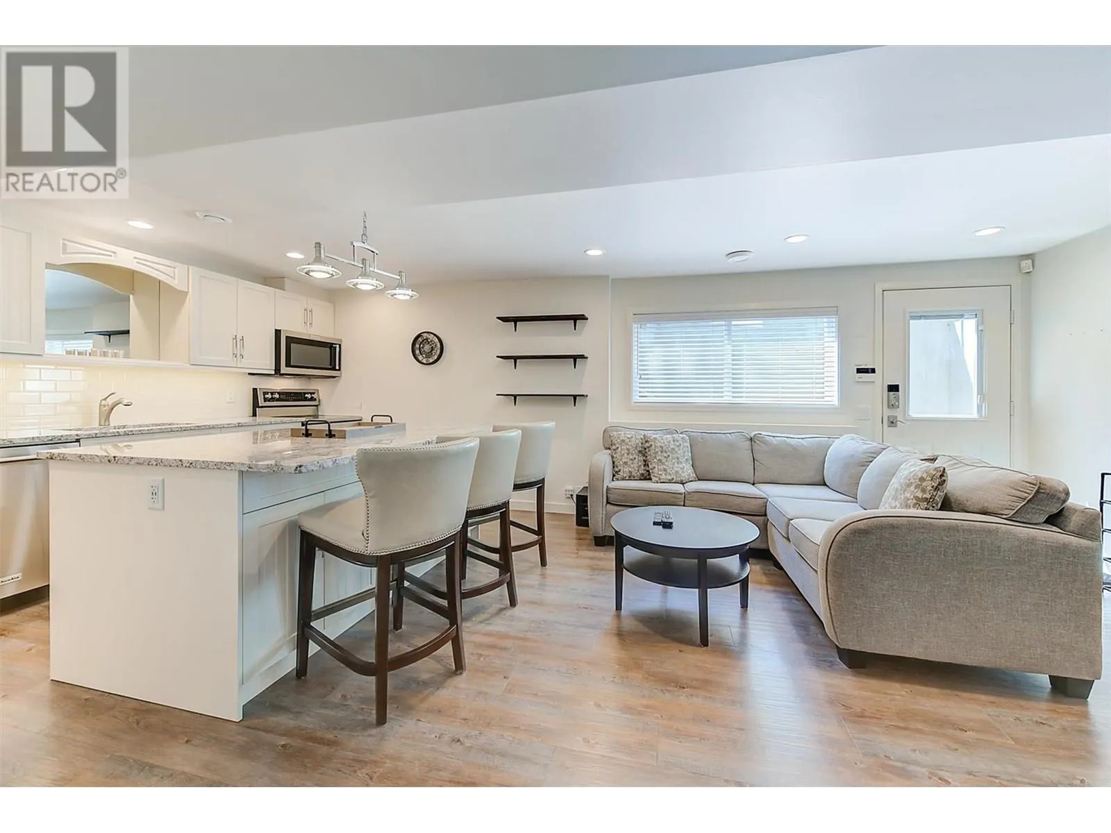 5127 Luckett Court