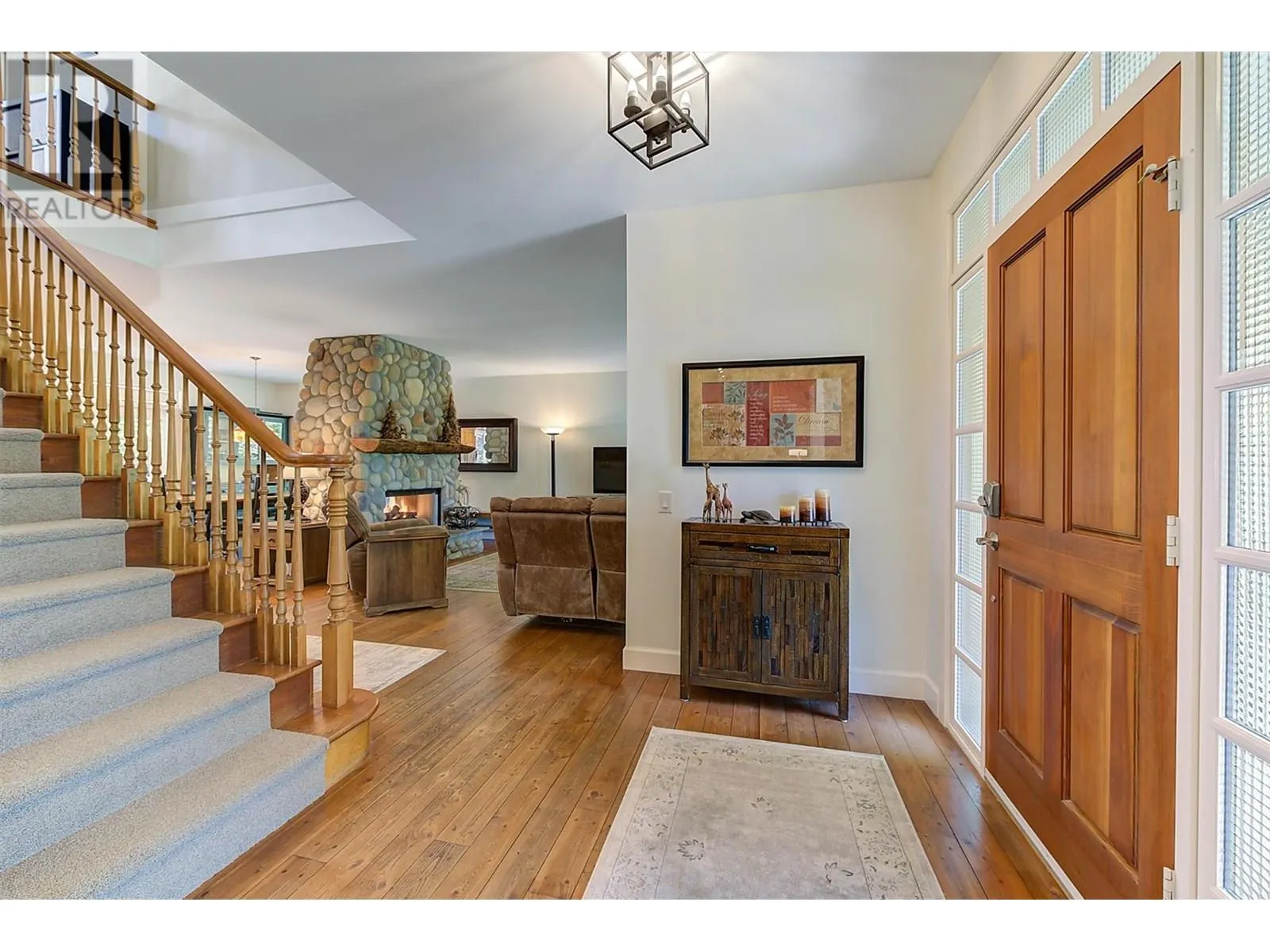 5127 Luckett Court