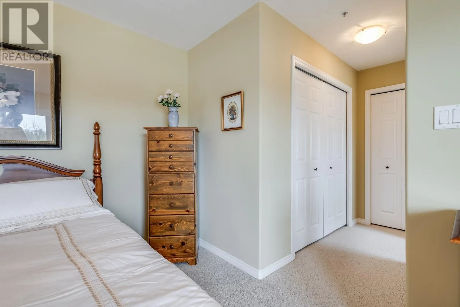1966 Durnin Road Unit# 302