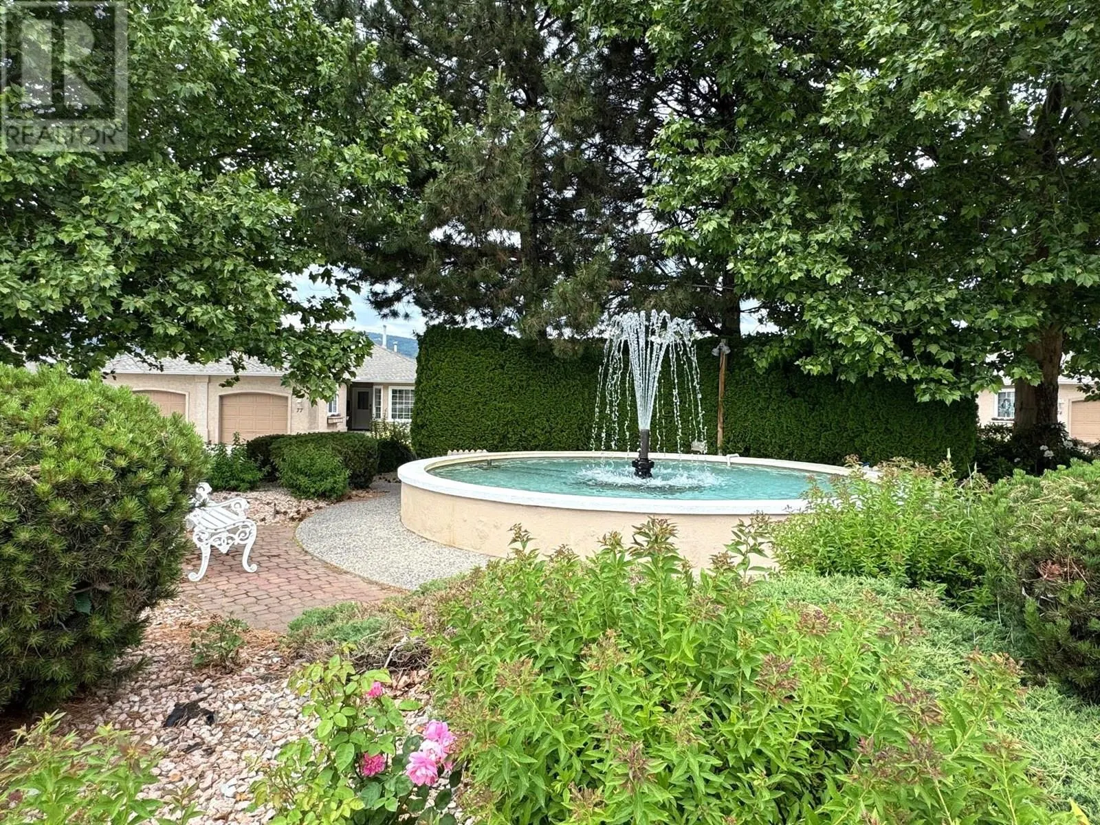 2250 Louie Drive Unit# 17