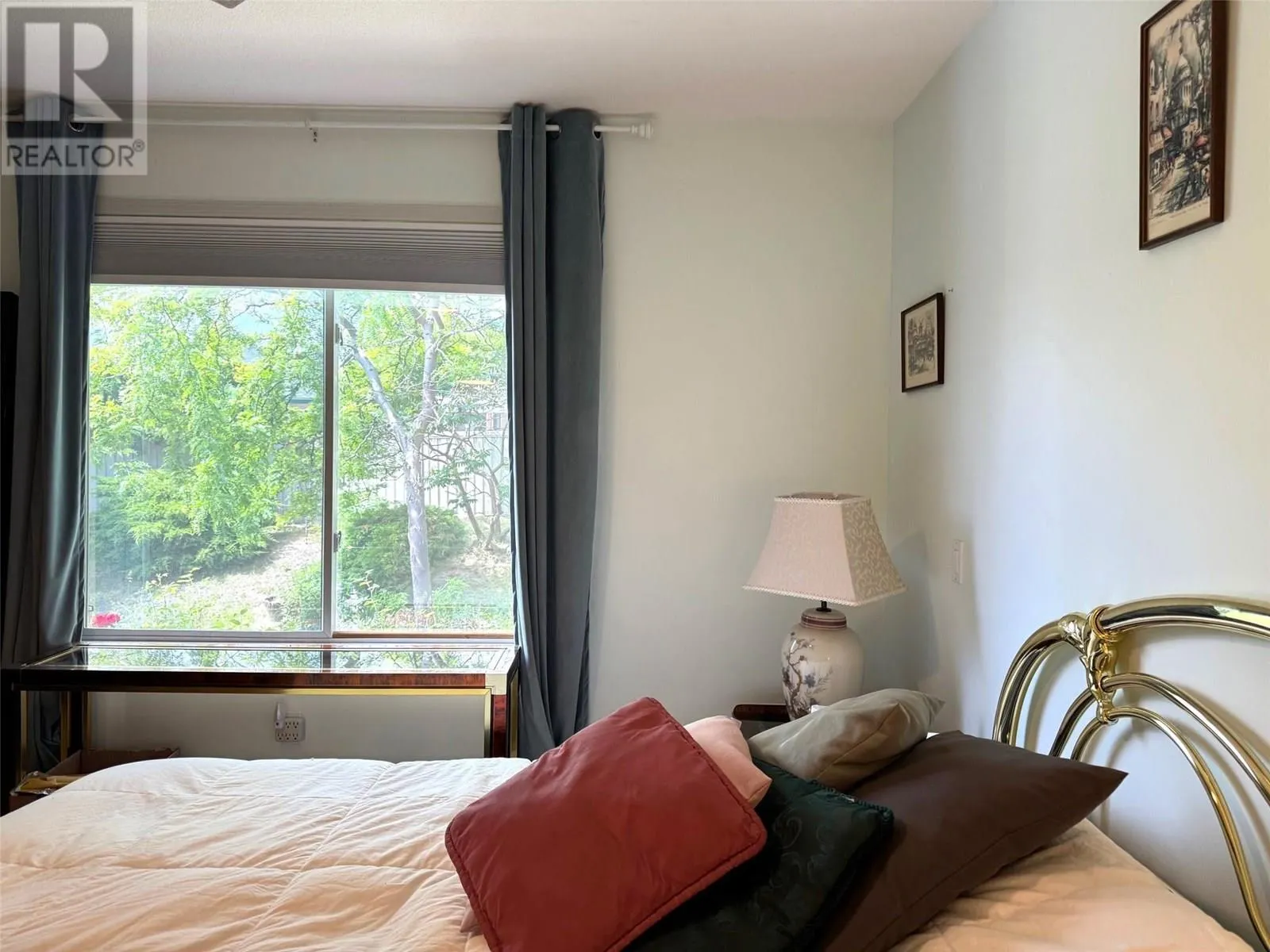 2250 Louie Drive Unit# 17